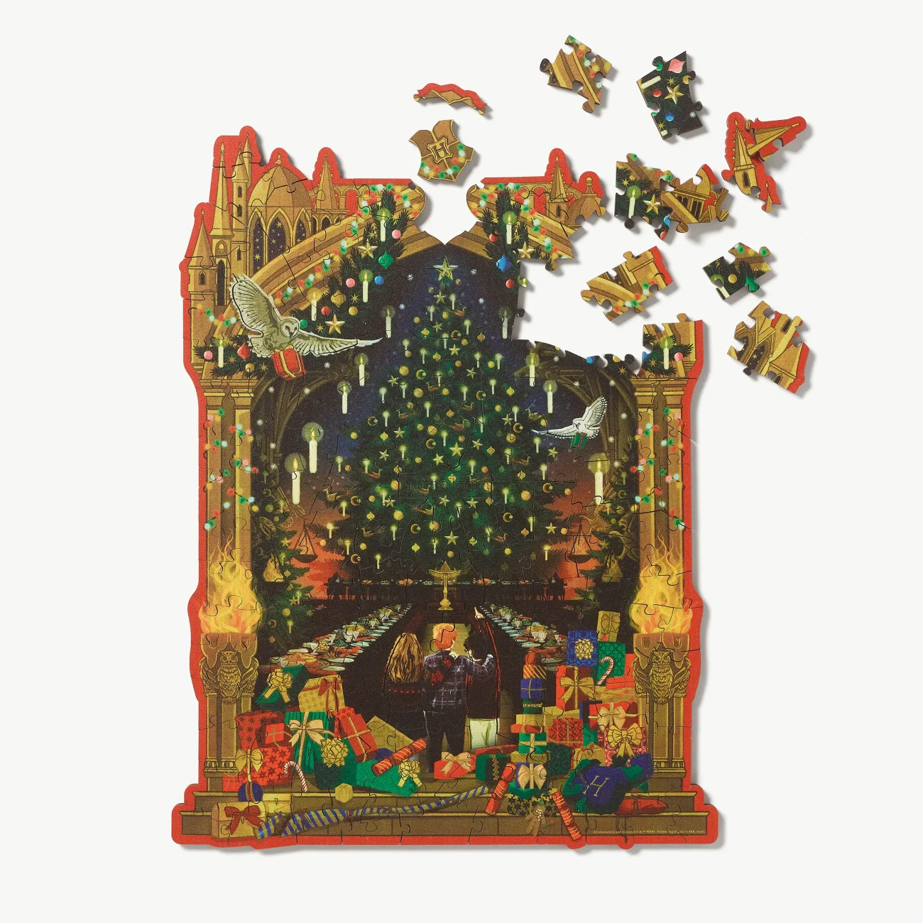 Hogwarts 'A Wizarding Christmas' Harry Potter wooden jigsaw puzzle - partially assembled view