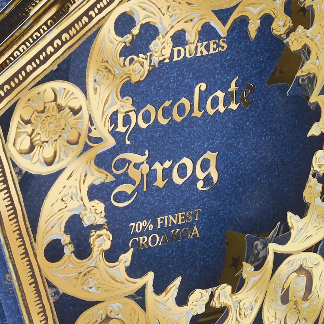 Harry Potter Chocolate Frog packaging pop-up 3D diorama notecard (close-up view)